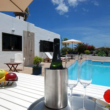 Casa Azmira Del Mar Holiday home Guatiza